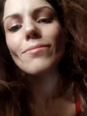 Angie_meow Adult Chat December 8, 2025