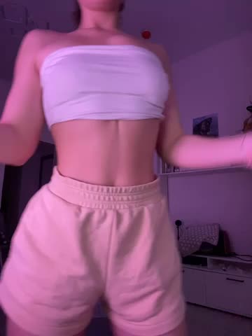 girlsz_ Adult Chat December 8, 2025