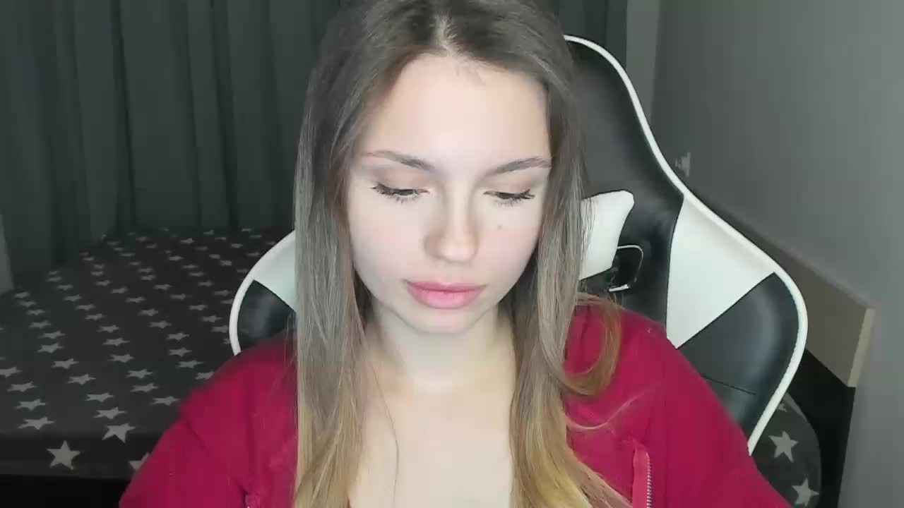 EmiMe Adult Chat December 8, 2025