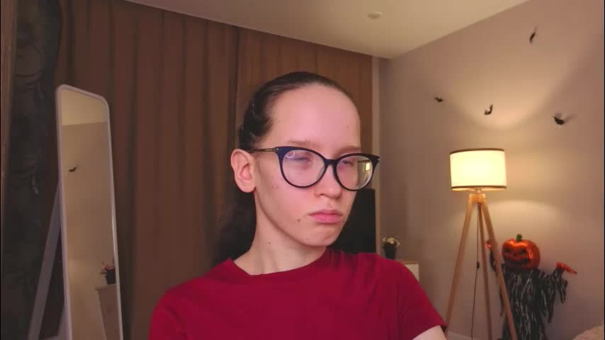 lynettebails Adult Chat December 8, 2025