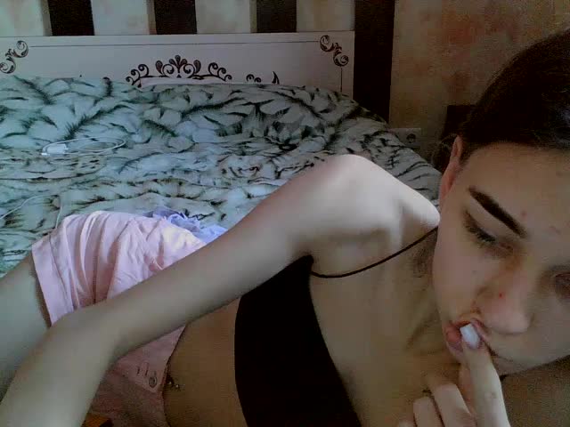 Kiitaa Adult Chat December 8, 2025