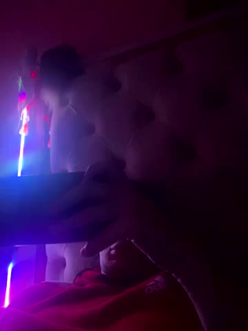 Flossy_Vettie Adult Chat December 8, 2025