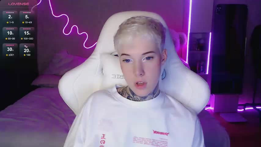 tezes Adult Chat December 8, 2025