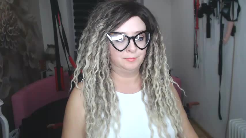 MISSwithDOLLS Adult Chat December 8, 2025