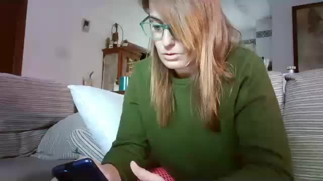 lolahueso Adult Chat December 8, 2025