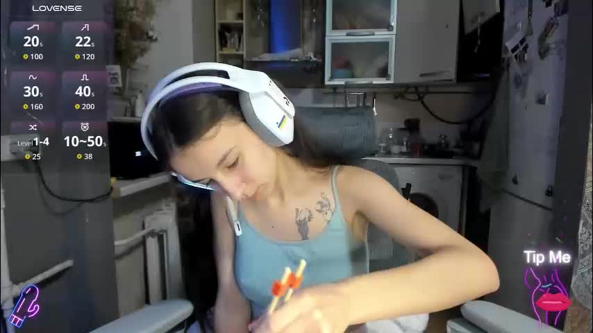 _nika_kik Adult Chat December 8, 2025