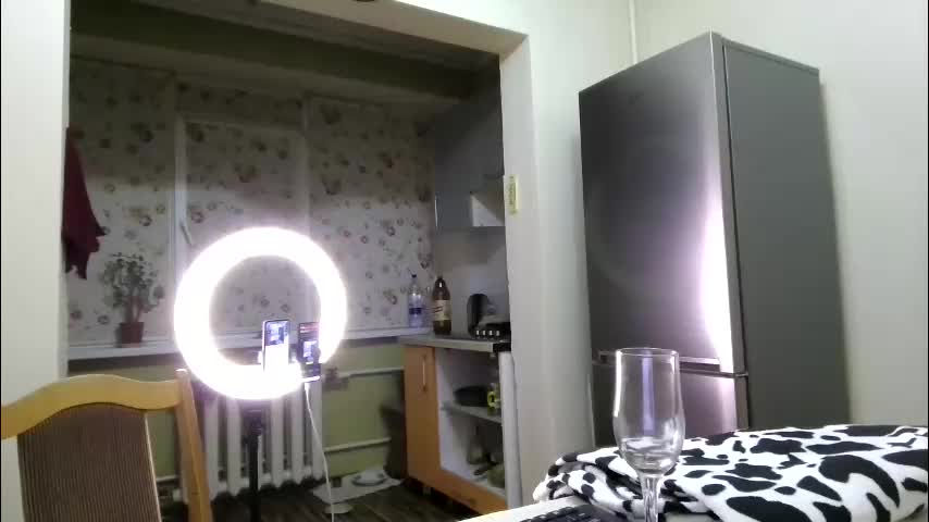 best_ass2000 Adult Chat December 8, 2025