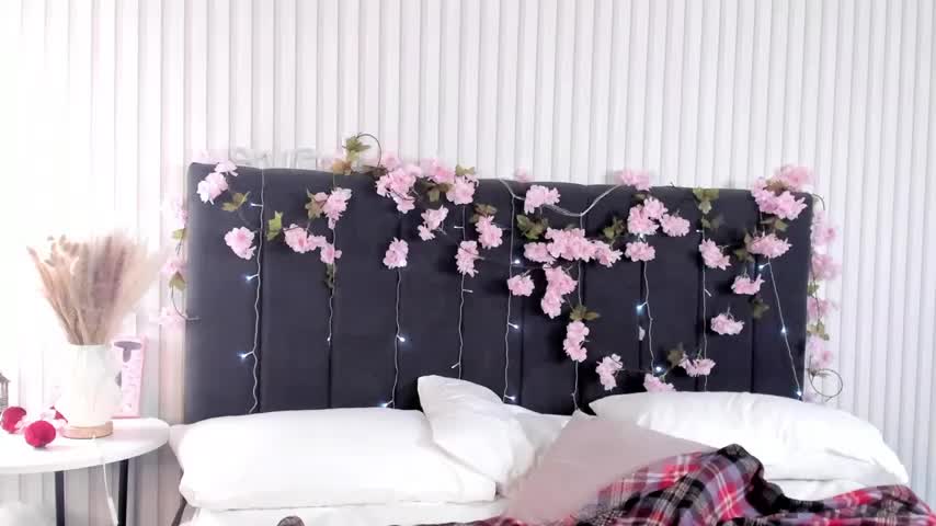 boozekirs_ Adult Chat December 8, 2025