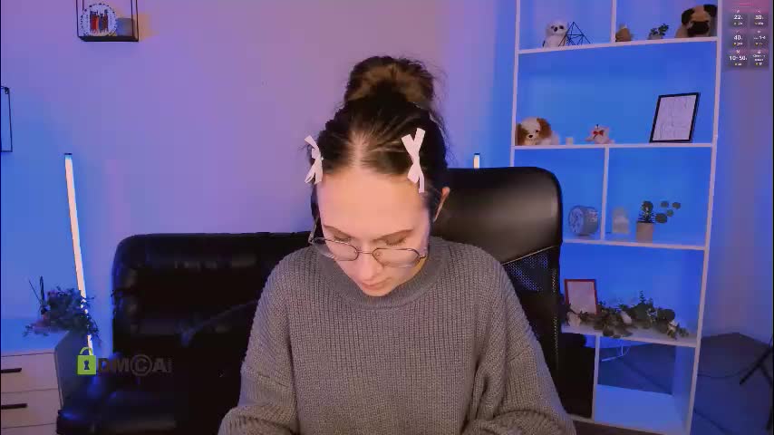 mona_cloud Adult Chat December 8, 2025