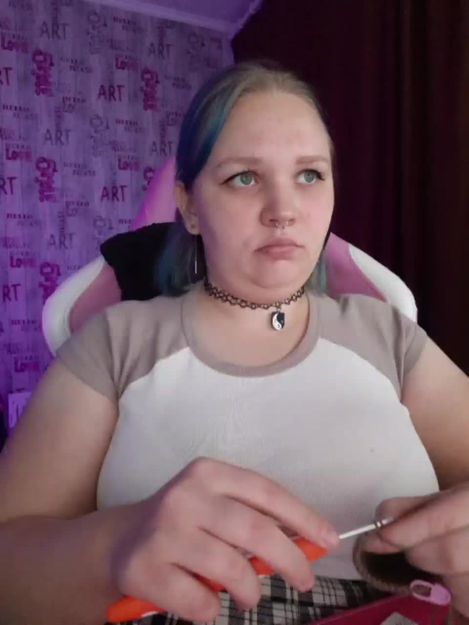 -MeooW- Adult Chat December 8, 2025