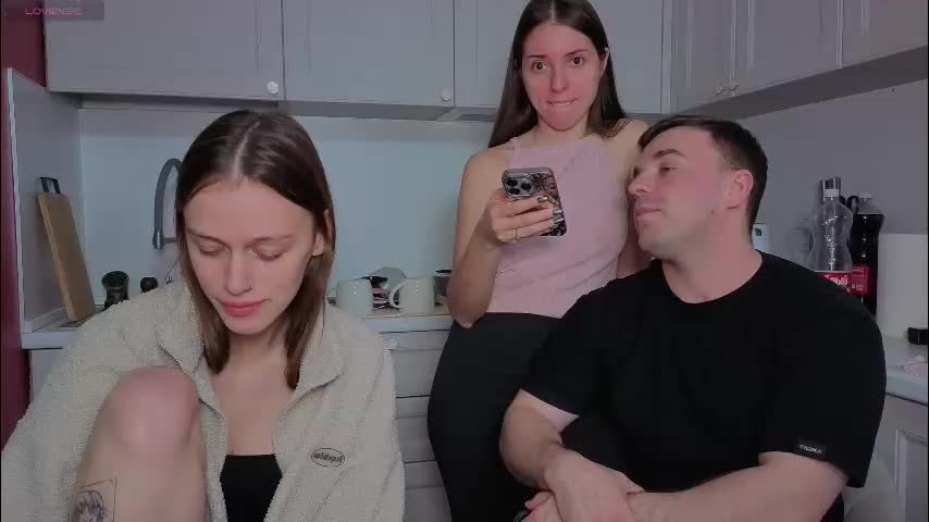 ihavepaws33 Adult Chat December 8, 2025