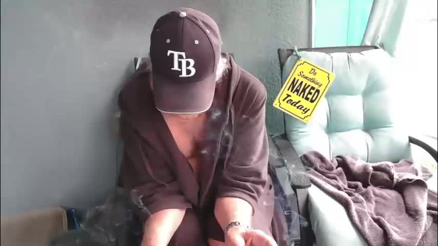 smallpenisbigtongue Adult Chat December 8, 2025