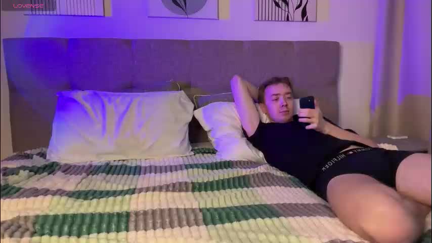 avrora_jessie Adult Chat December 8, 2025