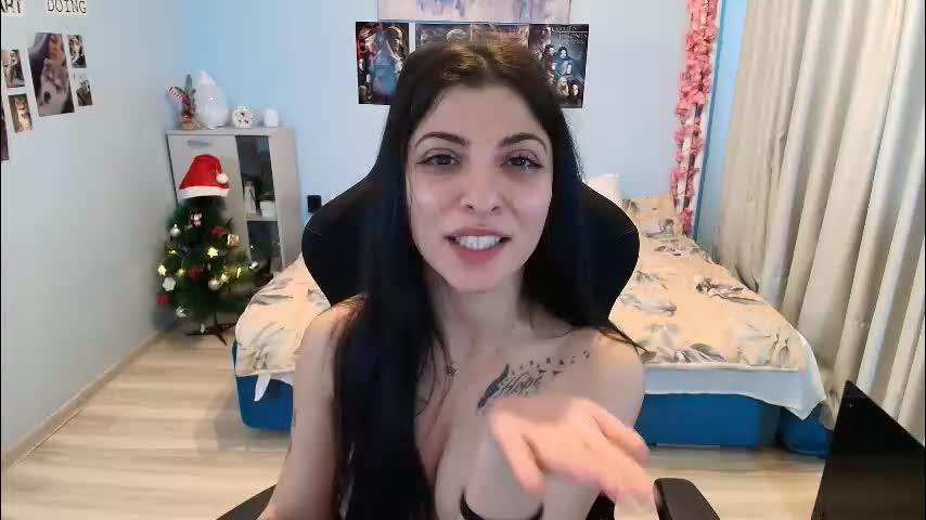 small_horny_girl Adult Chat December 8, 2025