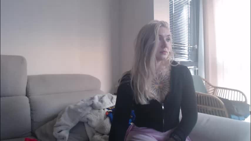 tattoobbgirl Adult Chat December 8, 2025