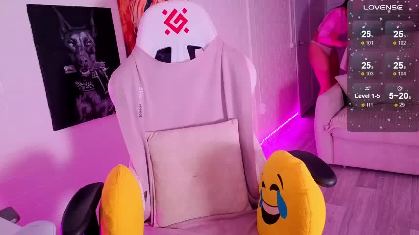 Misss_Vikk Adult Chat December 9, 2025