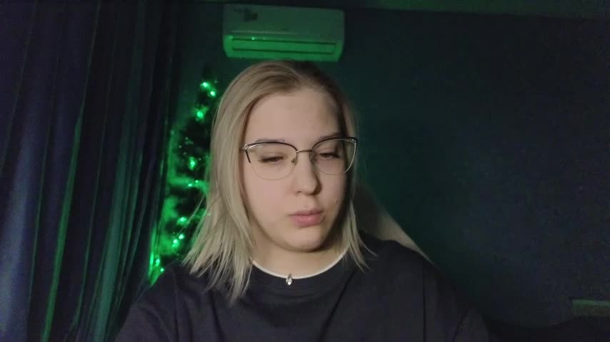 HotBrandyX Adult Chat December 9, 2025