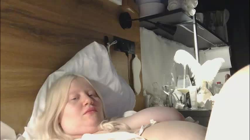 gardens_emmannuelle Adult Chat December 9, 2025