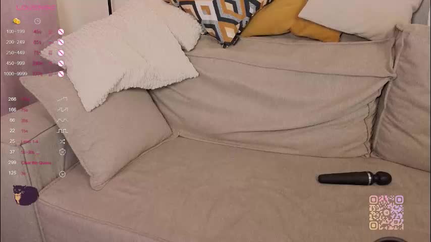 mia_frizz Adult Chat December 9, 2025