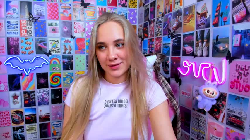 MiaMilas Adult Chat December 9, 2025