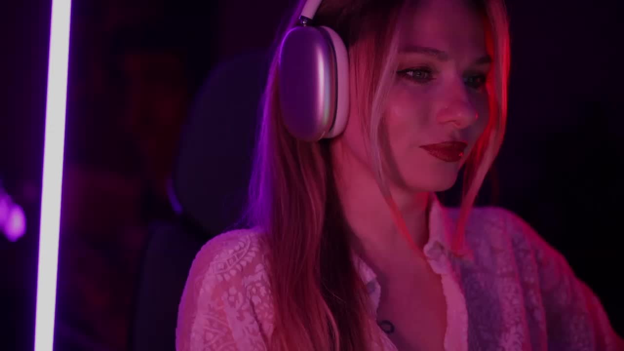 D_i_aM Adult Chat December 8, 2025