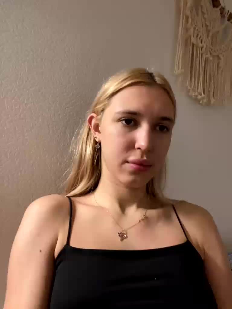 lina_wap Adult Chat December 9, 2025