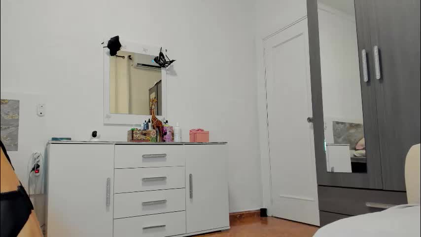 anisialuna_ Adult Chat December 9, 2025