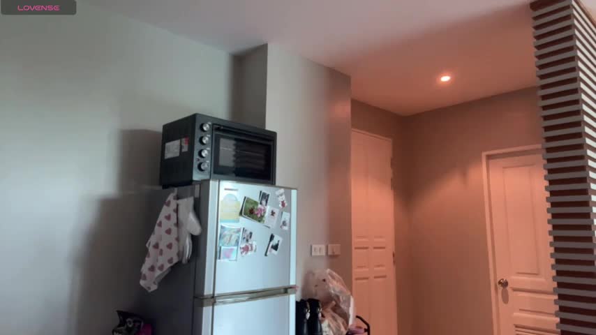 AminaCharm Adult Chat December 9, 2025