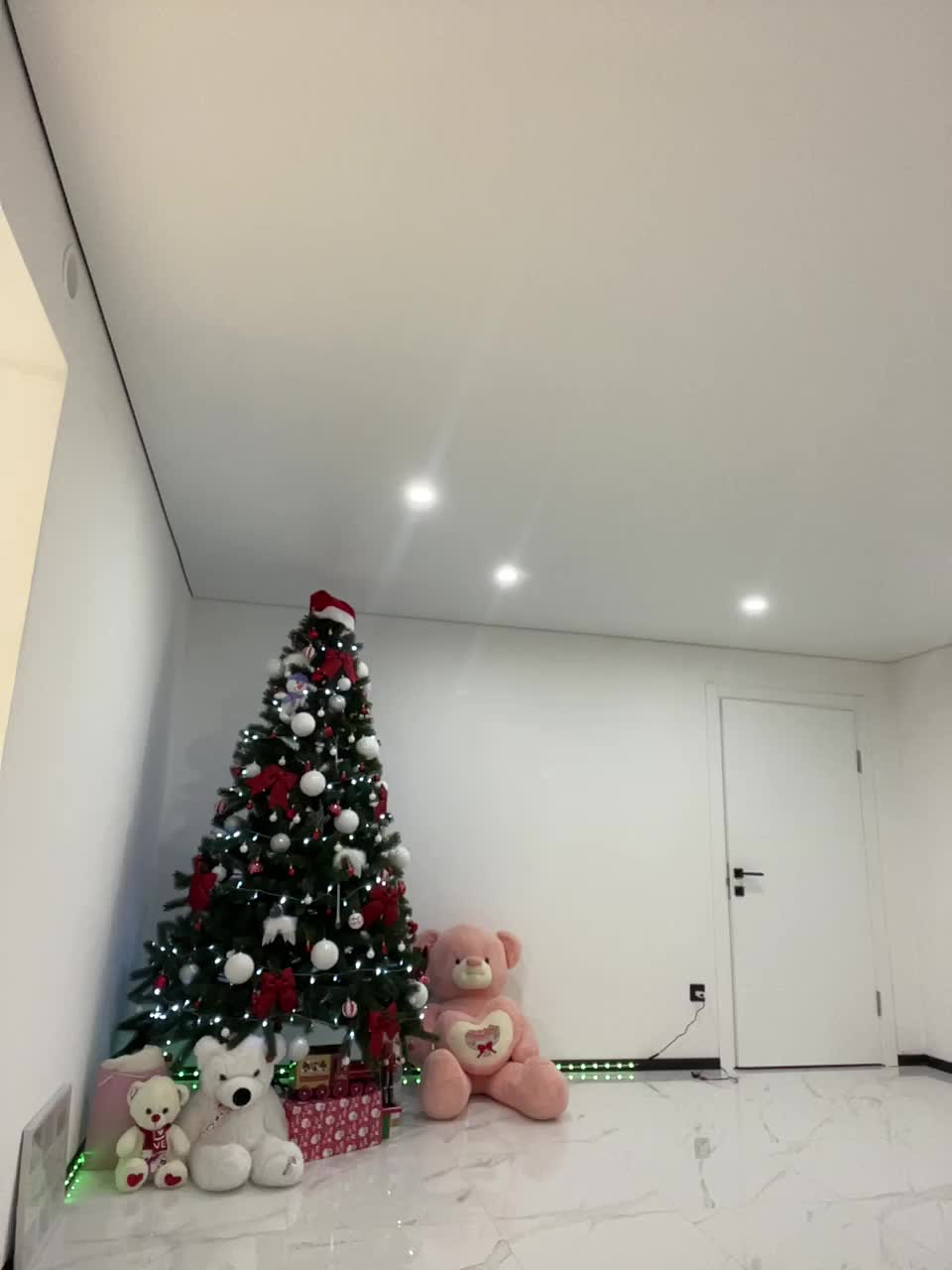 Potifays Adult Chat December 9, 2025