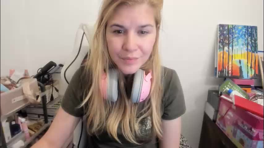 artsyandcraftsy_ Adult Chat December 9, 2025