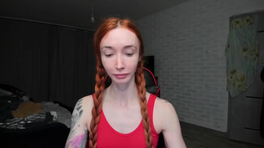 Roxy_Silver Adult Chat December 9, 2025