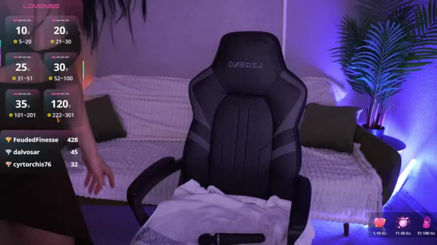 MilaSecrett Adult Chat December 9, 2025