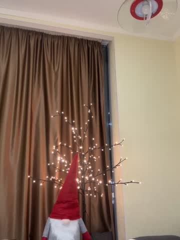 Polli_Kiss Adult Chat December 9, 2025