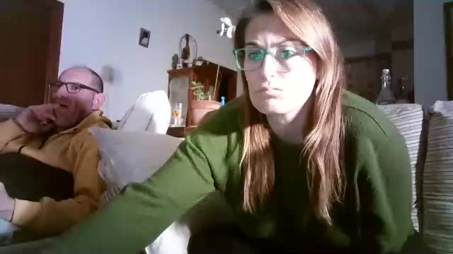 lolahueso Adult Chat December 8, 2025