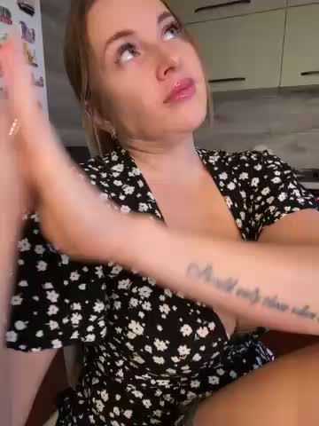 Hot_Sexy_Angel Adult Chat December 9, 2025