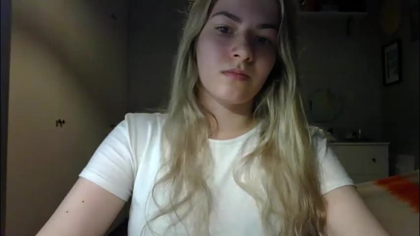 rosie_june Adult Chat December 9, 2025