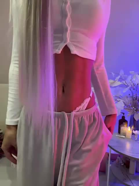 PauLiiine Adult Chat December 9, 2025