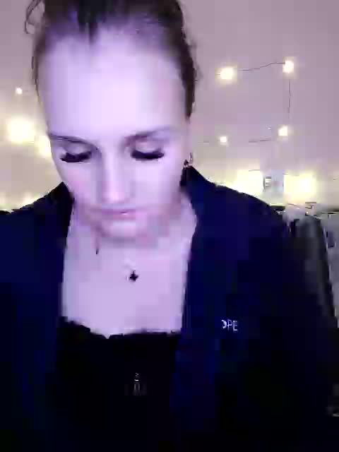 LisaLovHoney Adult Chat December 9, 2025