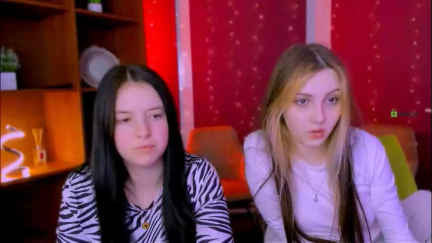 luna_tin Adult Chat December 9, 2025