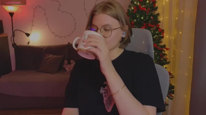 _JessieVibes Adult Chat December 9, 2025