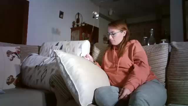 lolahueso Adult Chat December 9, 2025