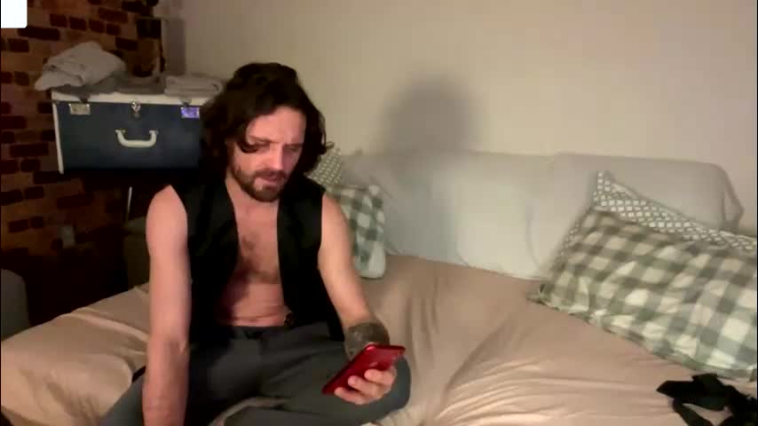 jezebel_and_the_butler Adult Chat December 9, 2025