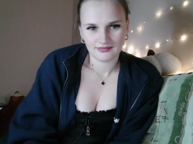 LisaLovHoney Adult Chat December 9, 2025
