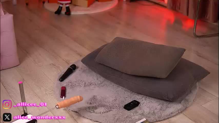 vanessasimon Adult Chat December 9, 2025