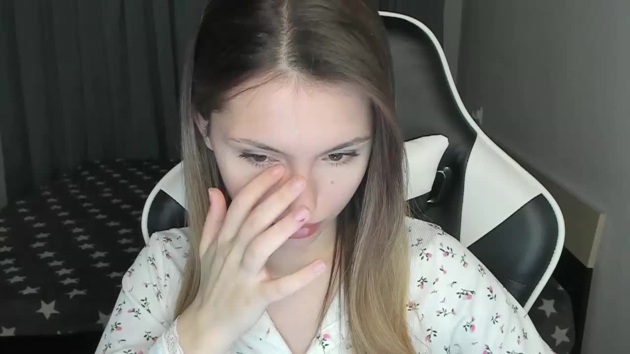 EmiMe Adult Chat December 9, 2025