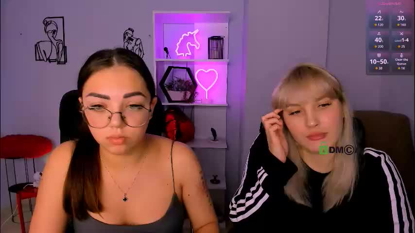 kiki_swan Adult Chat December 9, 2025