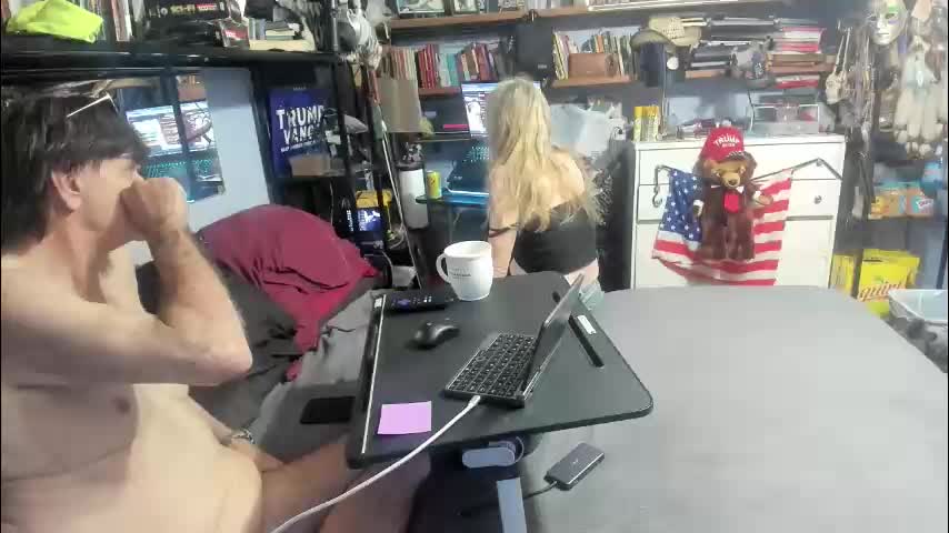 pink_black Adult Chat December 9, 2025