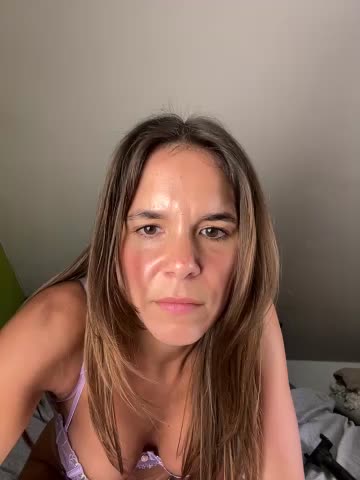 JuicyFruits93 Adult Chat December 9, 2025