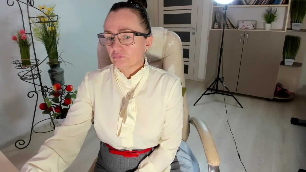 -Michelle- Adult Chat December 9, 2025