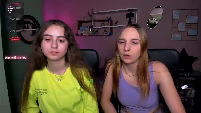 rebecca_smile_ Adult Chat December 9, 2025